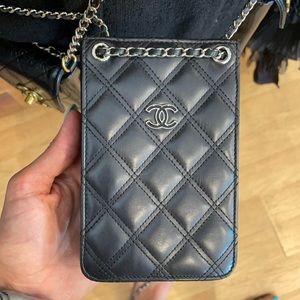 CHANEL- mini wallet/card holder crossbody